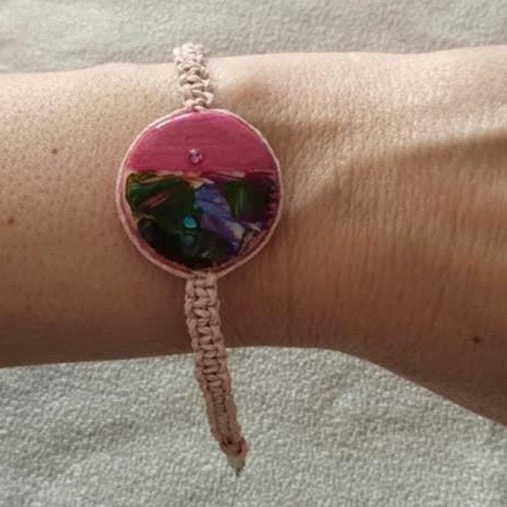 Bracciale rosa con paesaggio